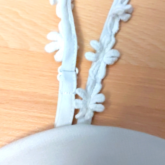 Flower Strap Corset Style Crop Top - Picture 2 of 2